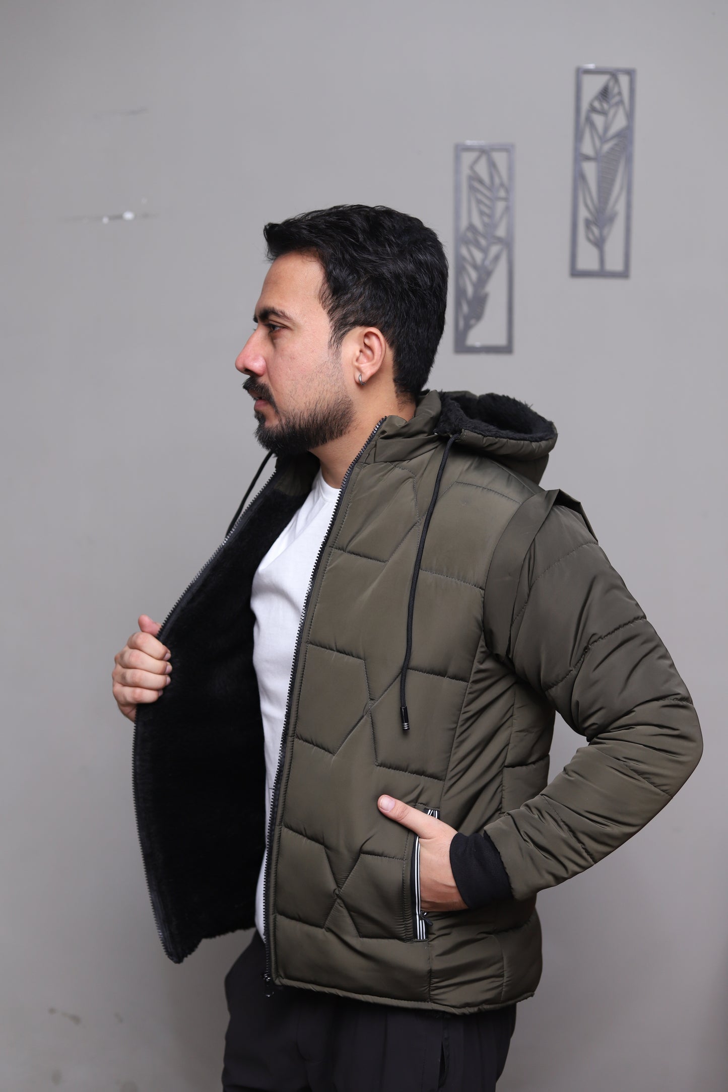 Green Detachable Sleeves Puffer Jacket