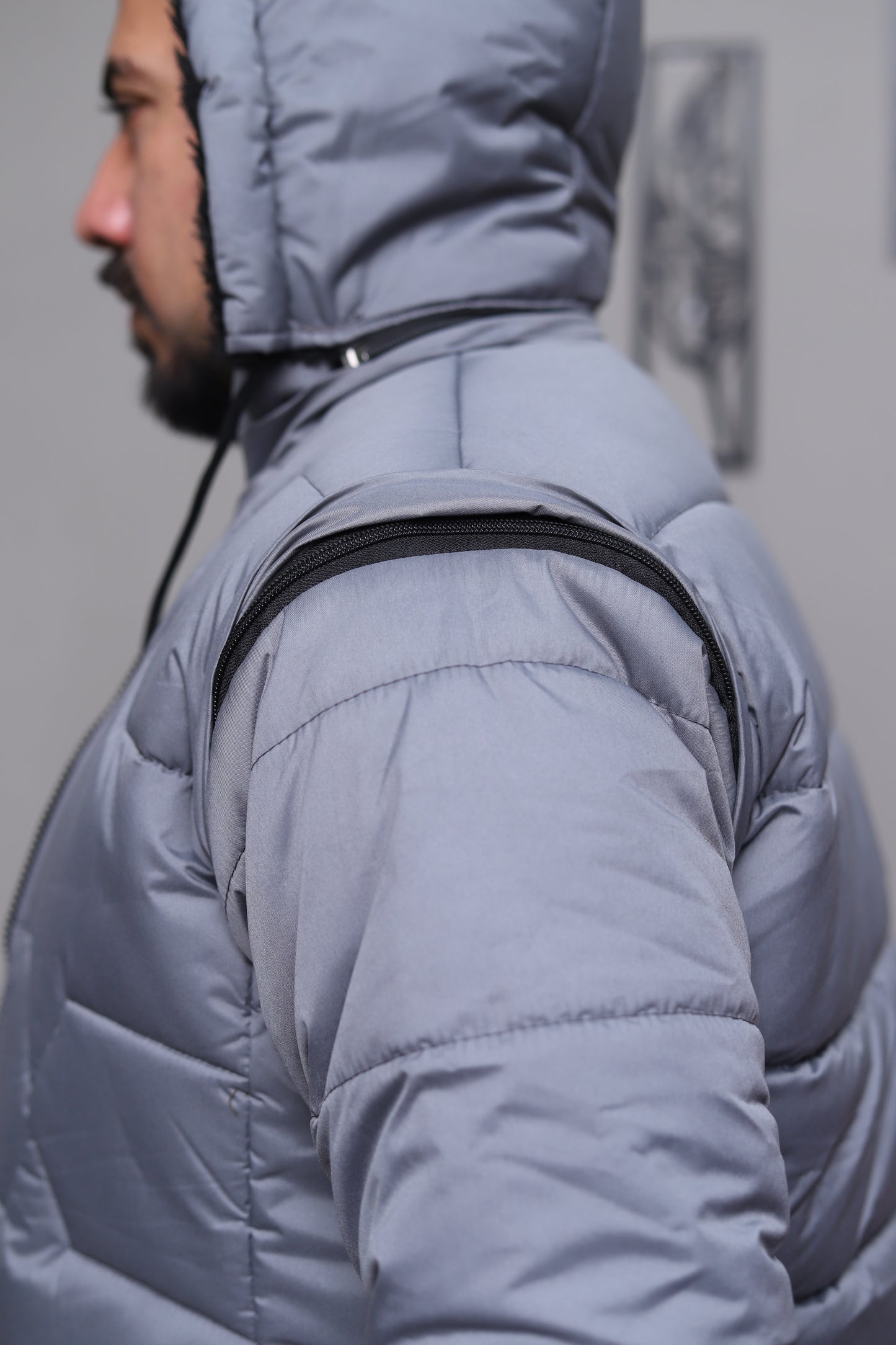 Grey Detachable Sleeves Puffer Jacket