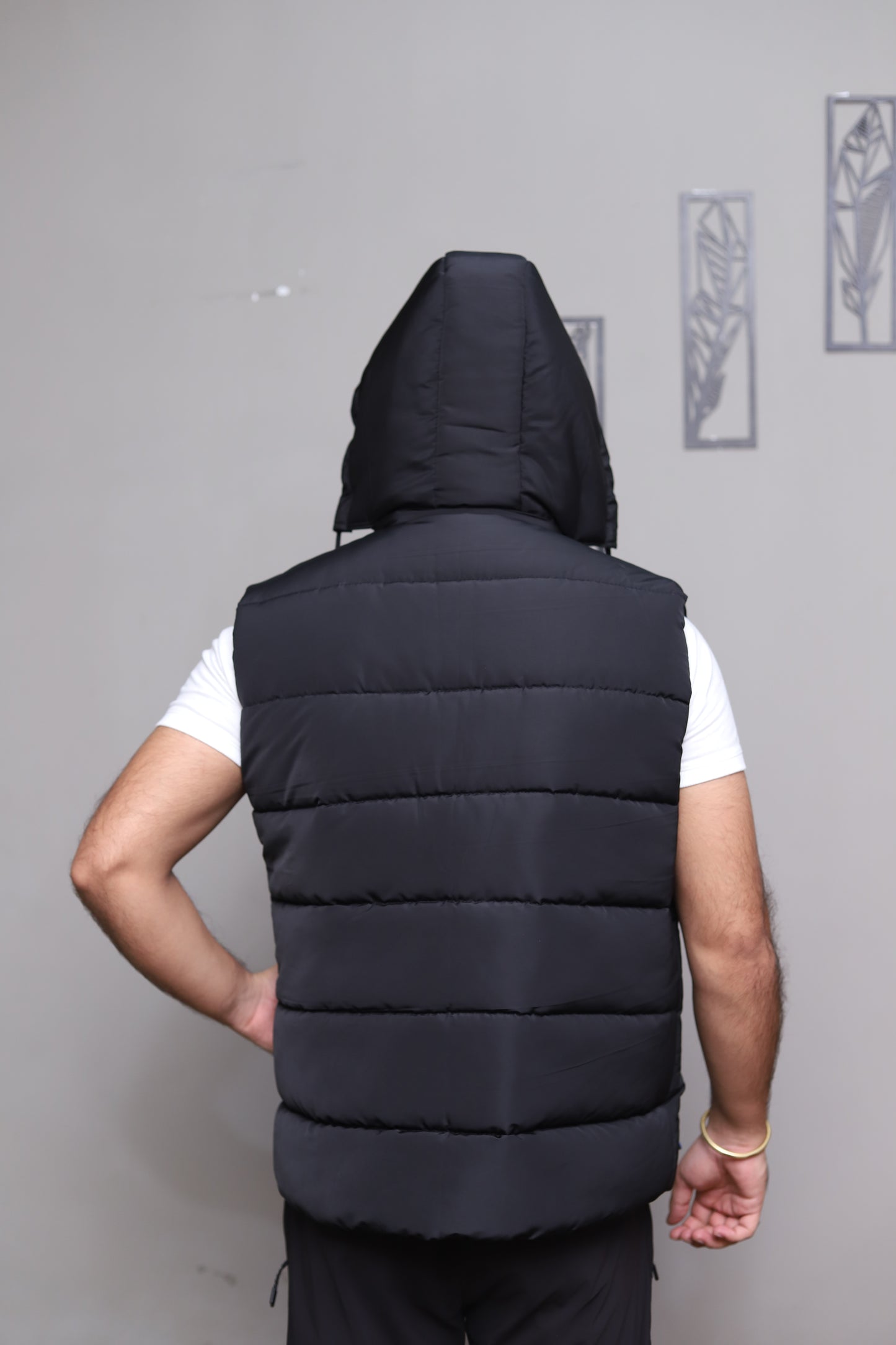 Imported Black sleeveless puffer jacket