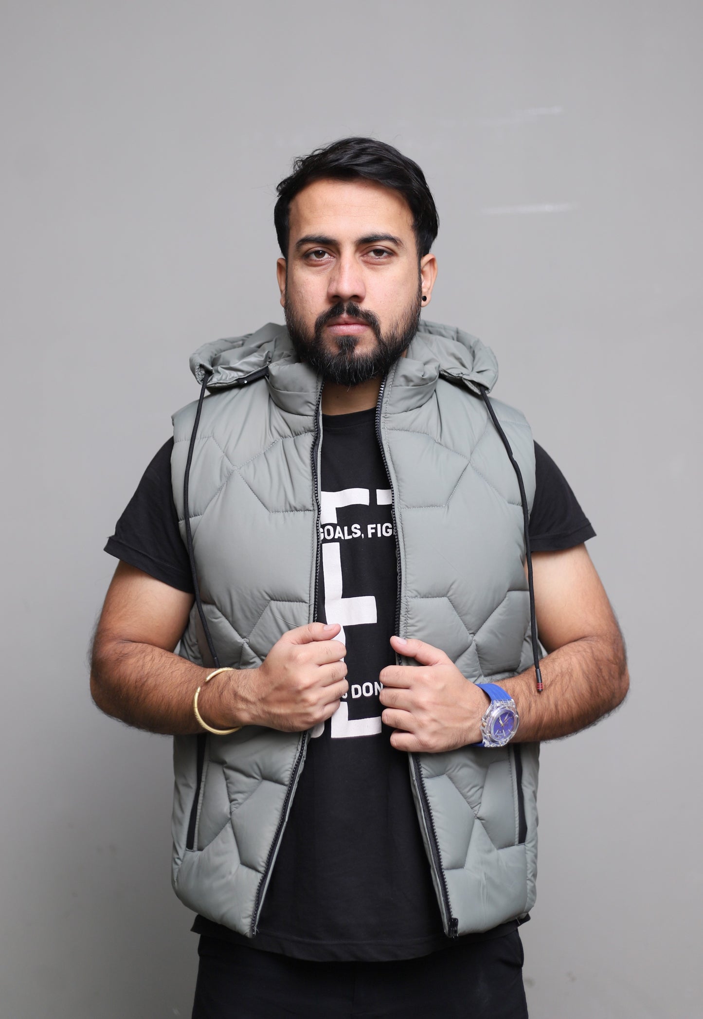 Imported Gray sleeveless puffer jacket